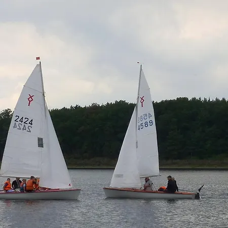 Rechts - 3 Sterne *